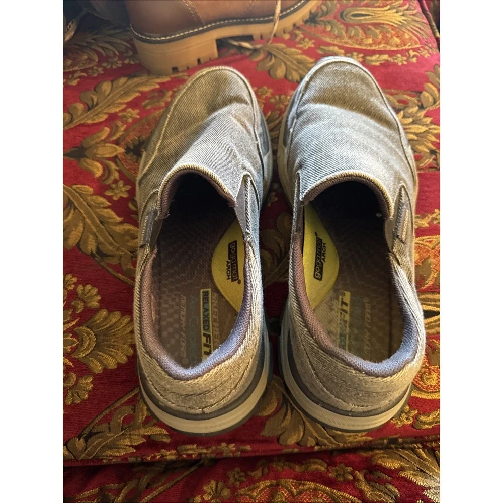 Men's Sketchers relaxed fit air cooled, Goga mat Arch Fit, Size 11